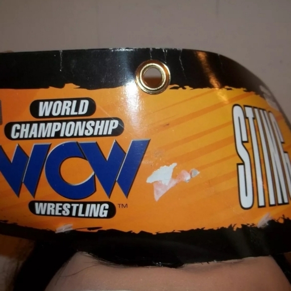 Vtg NEW UNWORN 1999 WCW WRESTLING STING WHITE FACE HALLOWEEN MASK - Picture 2 of 6